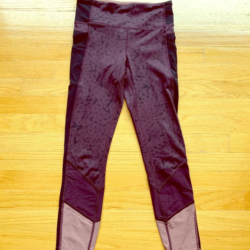 Lululemon trail bound 7/8 tight